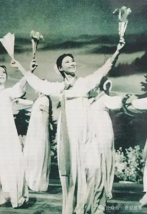 不老女神许晴,一家三代都是大美女(组图) - 9
