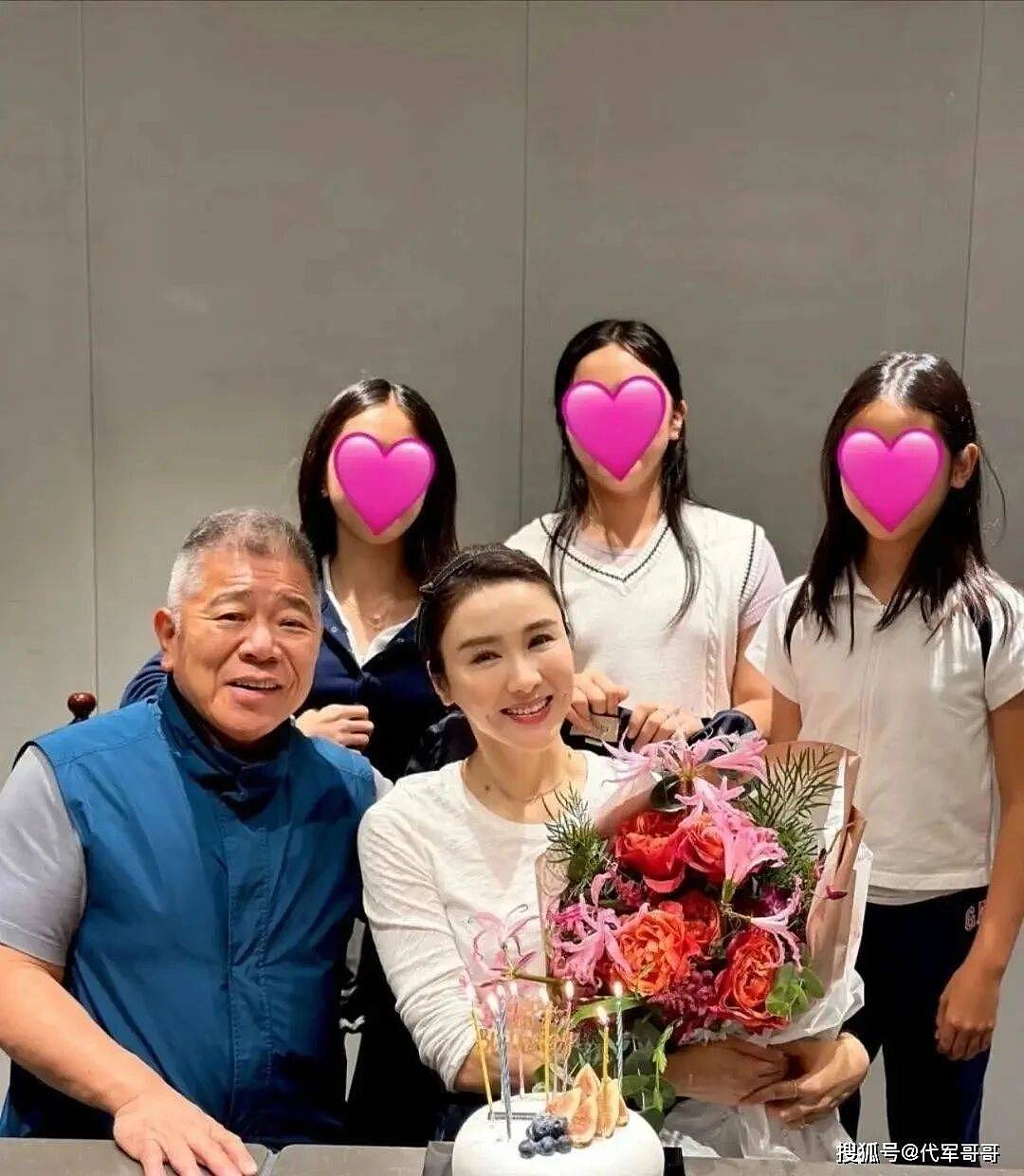 54岁黎姿近况曝光!嫁大15岁残疾富豪生3个女儿,如今成人生赢家(组图) - 9