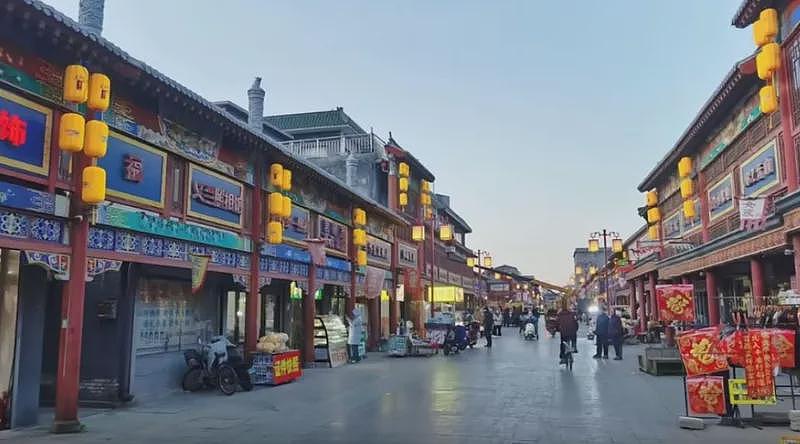 中国多地挂黄灯笼过年挨轰像灵堂！网传各种阴谋论（图） - 1