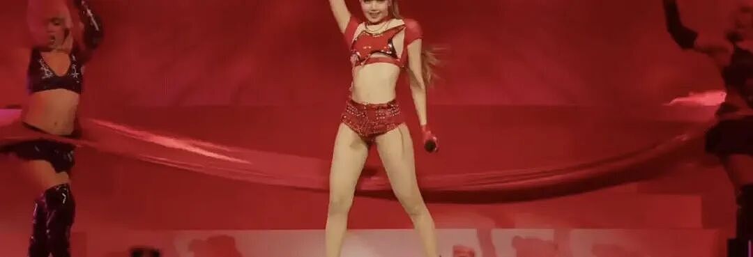 Lisa卷入“萝莉岛”惊天丑闻？上岛伺候权贵和资本大佬…（组图） - 3