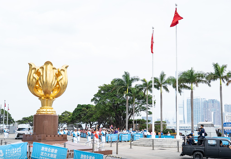 2025贪腐印象指数：香港清廉排名上升至12位，中国续排76！全球平均42分创新低（组图） - 2