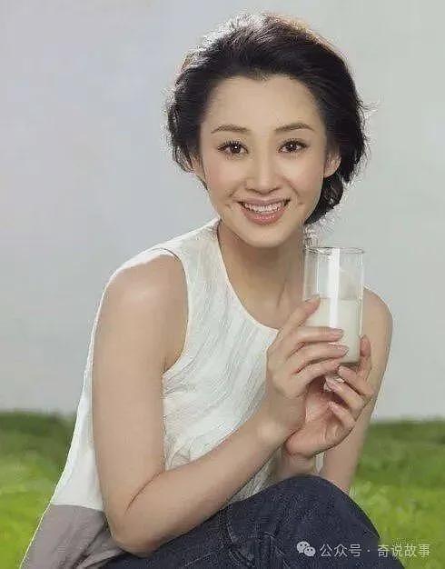 不老女神许晴,一家三代都是大美女(组图) - 1