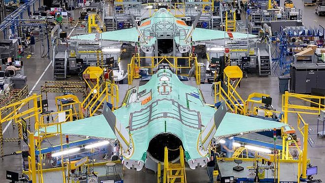 新交付的F-35没雷达，用额外配重块代替？知情人士：新的没造出来，旧的装不上（组图） - 2