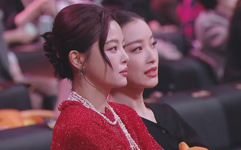 笑死了！杨幂换座风波升级，没想到评论区句句是梗（组图） - 11