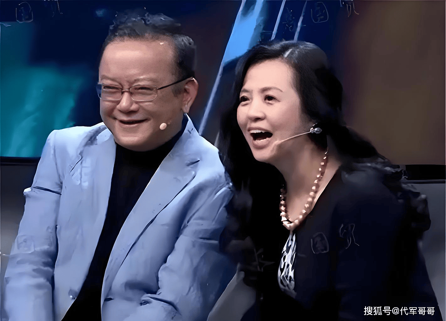 77岁王刚近况曝光！三婚娶小20岁美女教授，如今为了17岁儿子奔波不停（组图） - 8