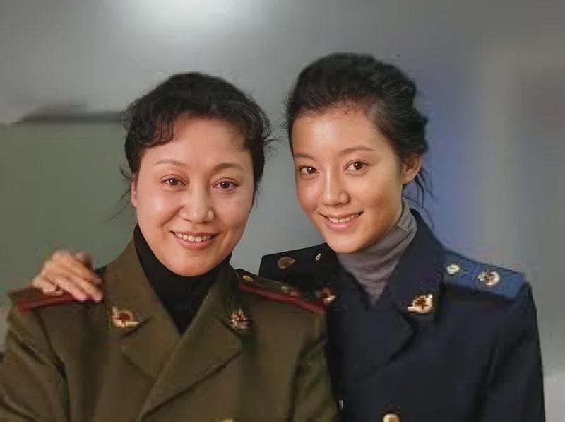 车晓现状曝光：一人住北京大别墅 43岁单身未育（组图） - 6