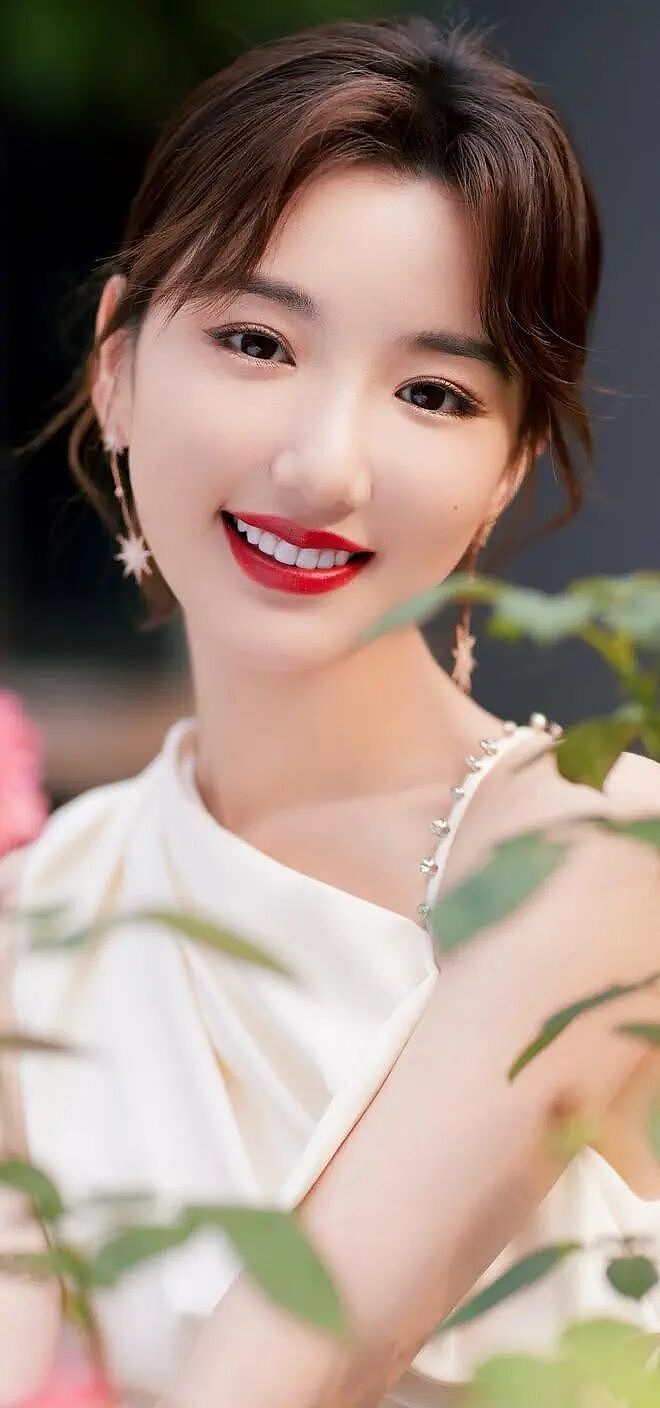 【美女】美女明星来了，看看有你喜欢的没？（组图） - 13