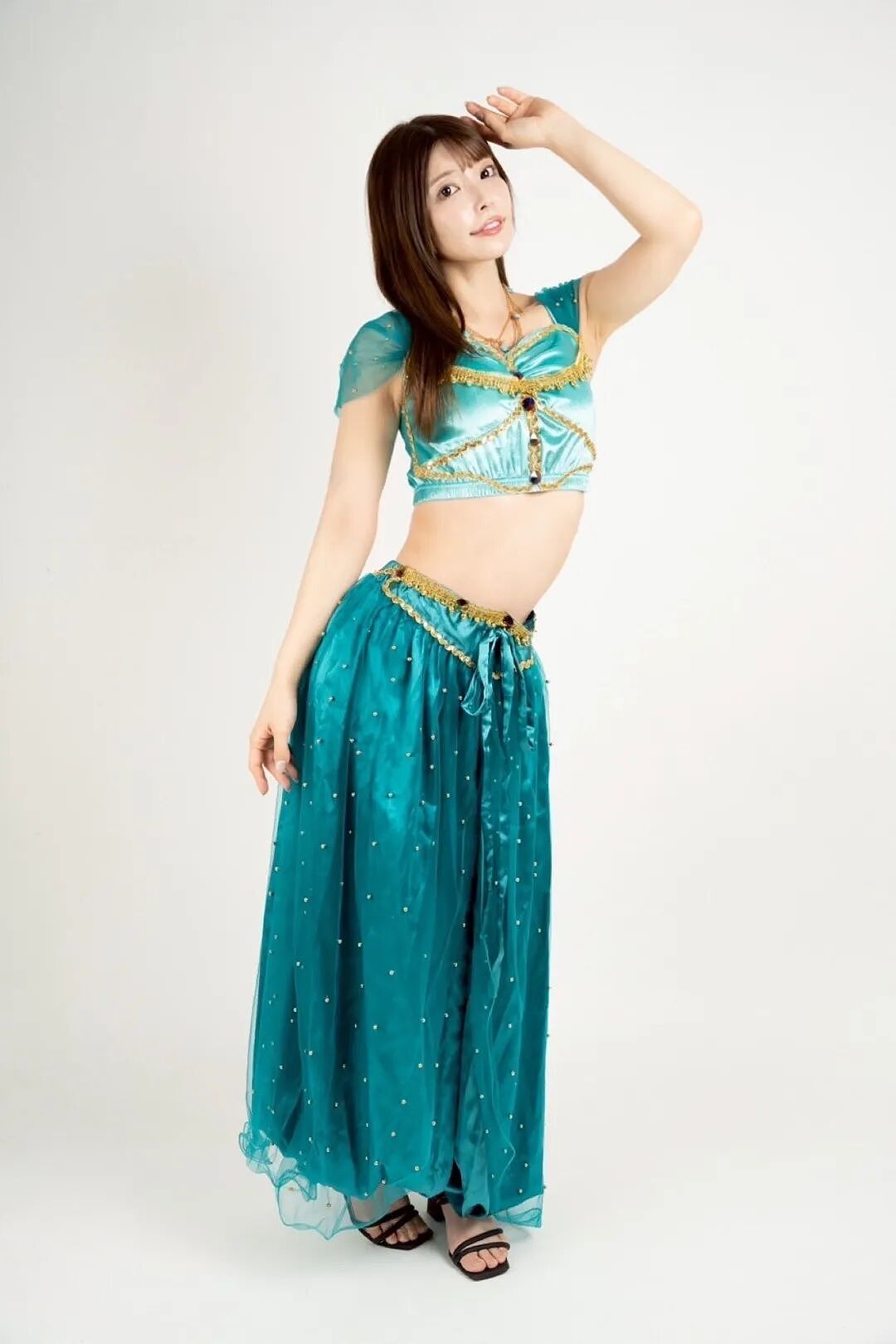 【美女】E杯童颜女神！暗黑天后写真（组图） - 11