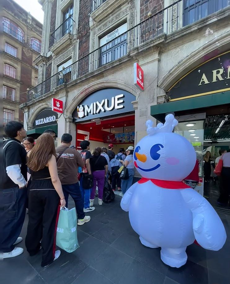 蜜雪冰城墨西哥首店开业民众排队数小时买！华人：口感和国内一样（组图） - 3