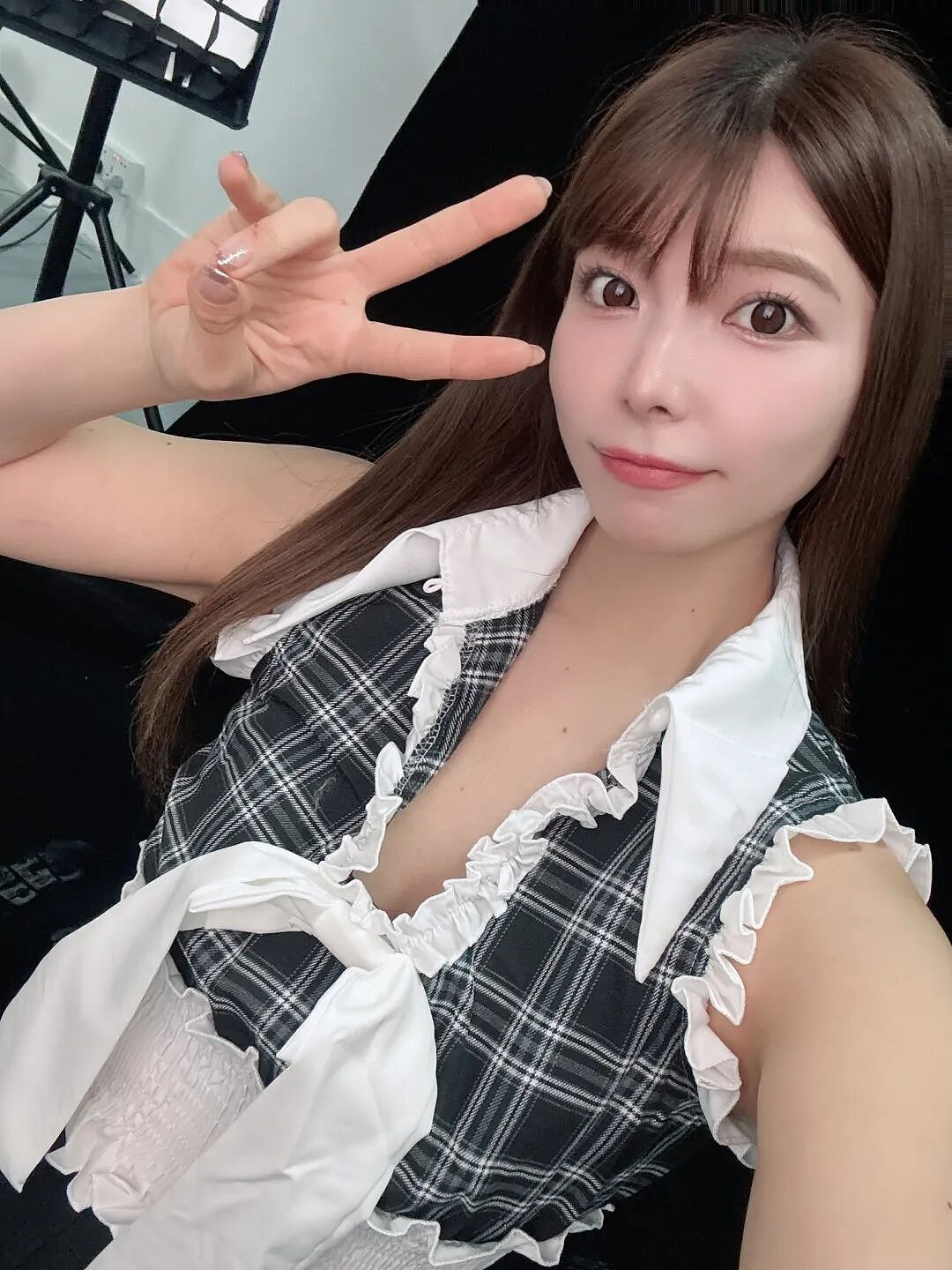 【美女】E杯童颜女神！暗黑天后写真（组图） - 6
