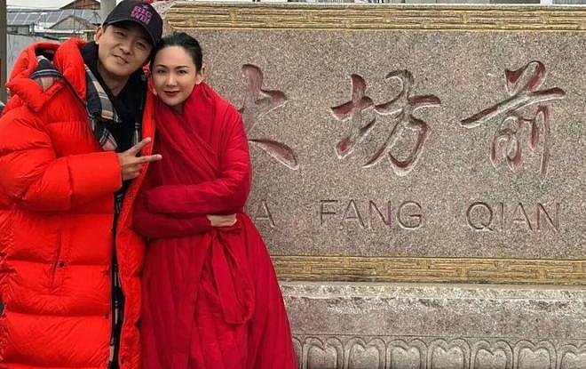 明星回村，全员“出厂设置”：任敏拔白菜，程莉莎赶大集，太真实（组图） - 12