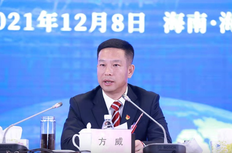 东北霸总10年累计给员工发40亿花红！现场摆数米高现金墙成标签（视频/组图） - 4