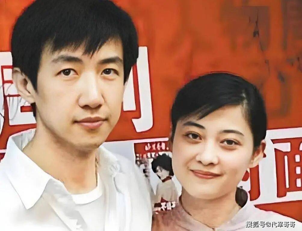 50岁梅婷近况曝光！和鄢颇离婚后嫁给摄影师，如今12岁女儿是她的骄傲（组图） - 1