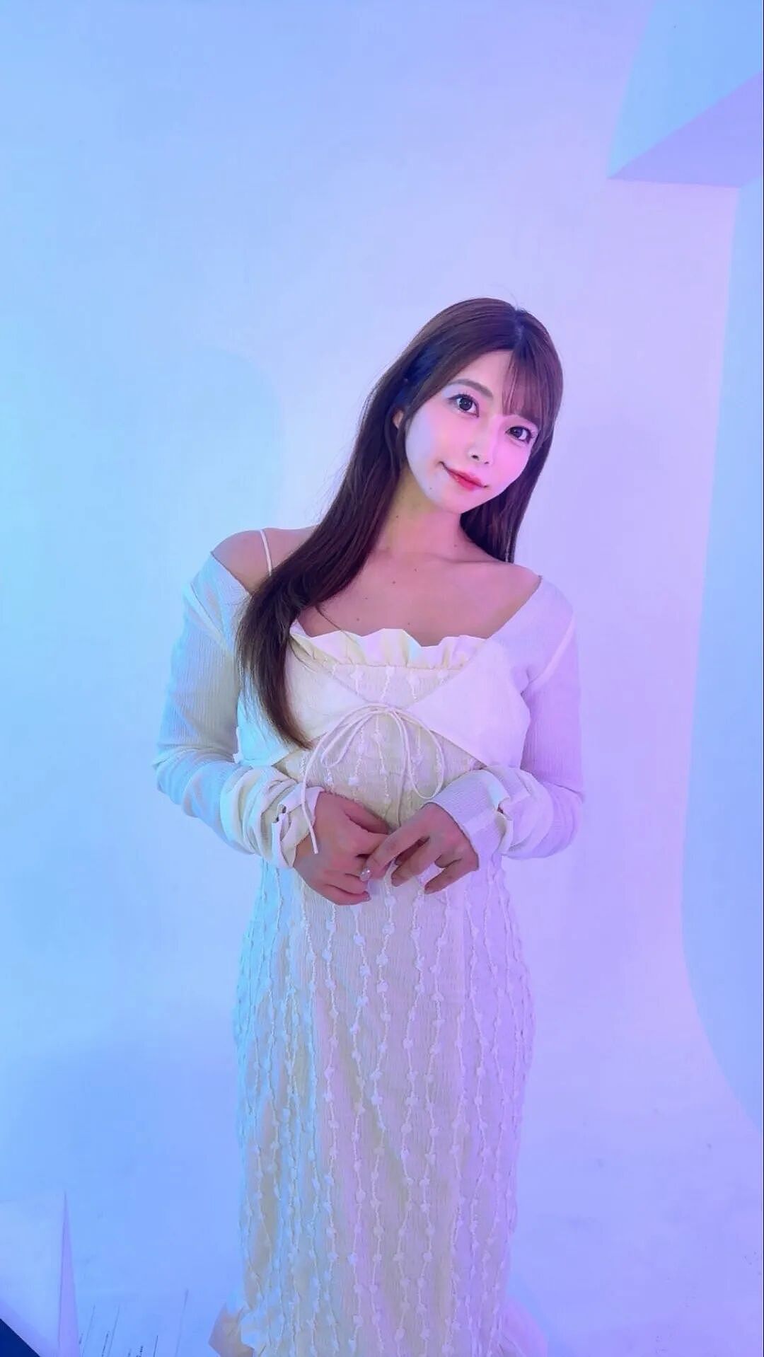 【美女】E杯童颜女神！暗黑天后写真（组图） - 34