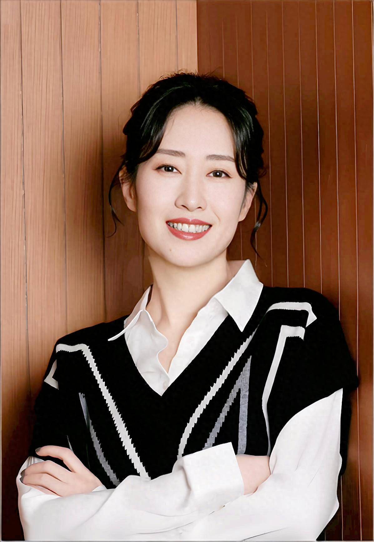 刘敏涛将首登央视春晚,她狠心离婚开启第二春(组图) - 1