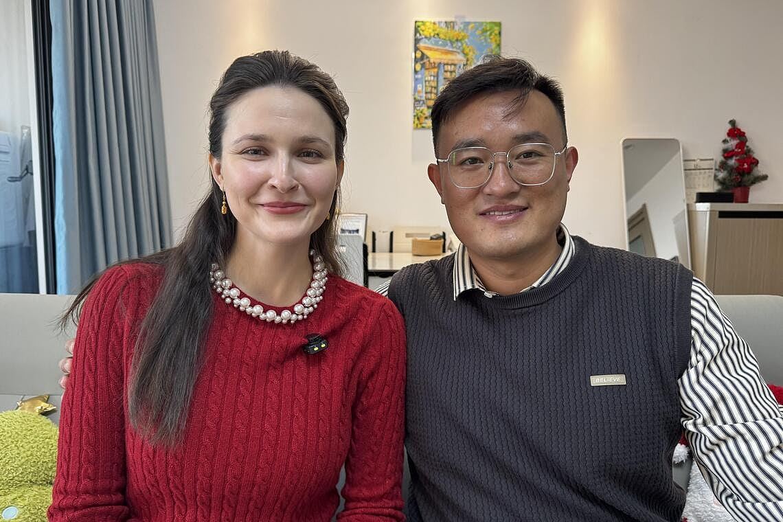 “发誓不娶中国女人!”性价比高对我青眼相加,更多中国男娶外国女(组图) - 8