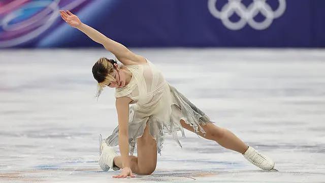 2026冬奥会：“华裔”选手谷爱凌与刘美贤为何在社群媒体上引发分裂意见（组图） - 3