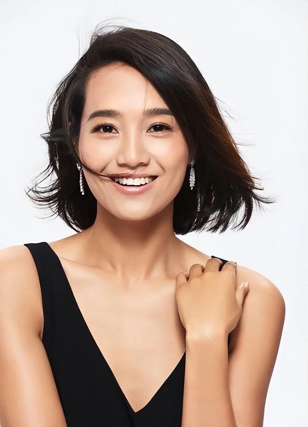 【美女】全国十大当红女主播!马凡舒沈梦辰张纯烨龙洋都美若天仙(组图) - 4