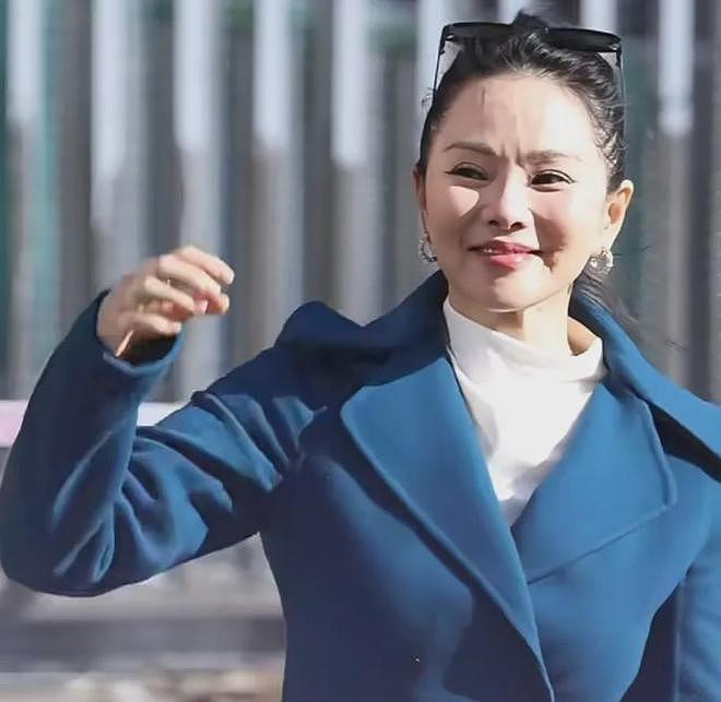 伊能静春晚彩排状态差，脸僵馒化医美明显，曾自曝一年花百万保养（组图） - 6