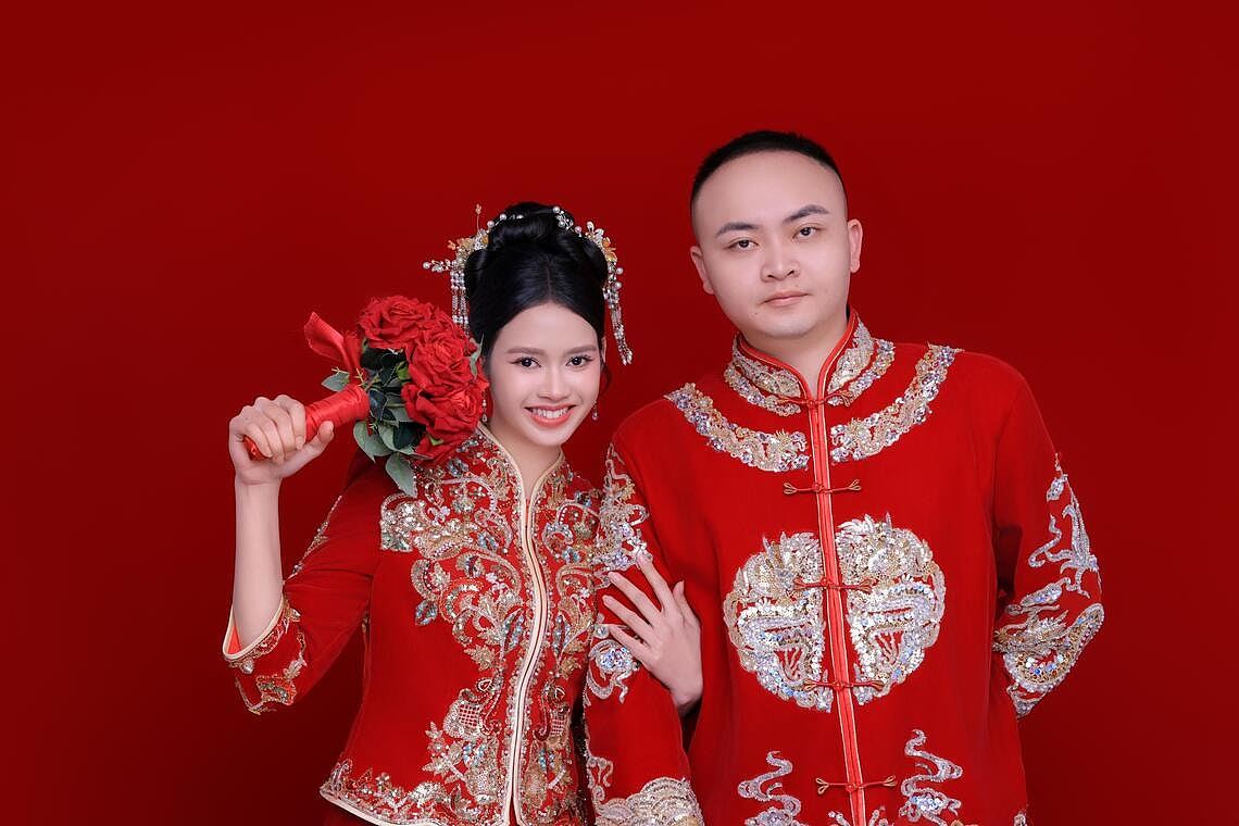 “发誓不娶中国女人!”性价比高对我青眼相加,更多中国男娶外国女(组图) - 5