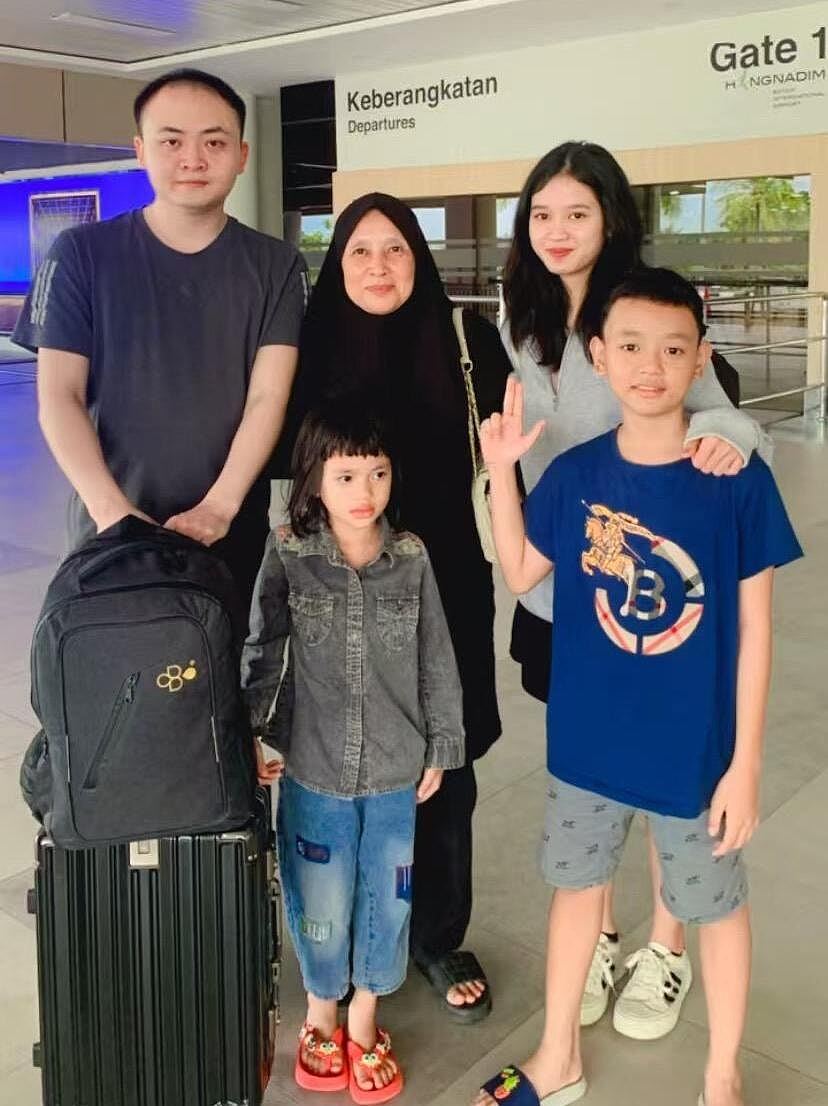“发誓不娶中国女人!”性价比高对我青眼相加,更多中国男娶外国女(组图) - 6