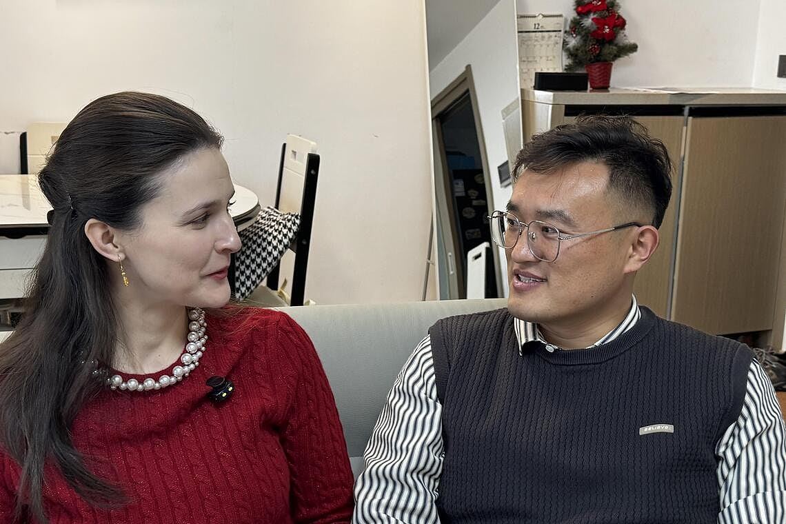“发誓不娶中国女人!”性价比高对我青眼相加,更多中国男娶外国女(组图) - 9