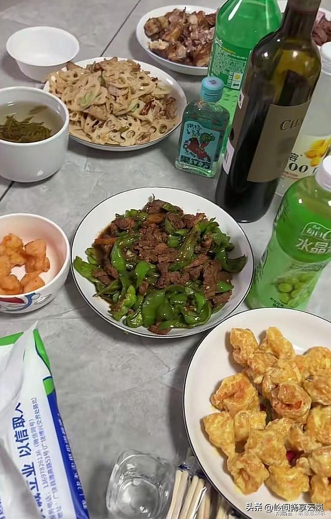 山东一家晒3口人年夜饭，网友：太寒酸，不忍看！（组图） - 2