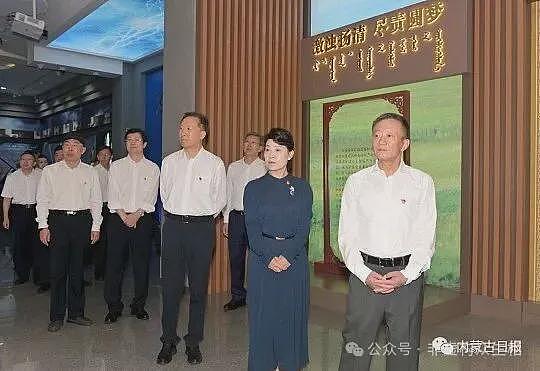 被称正部级“时装女王”,高官终于落马(组图) - 24