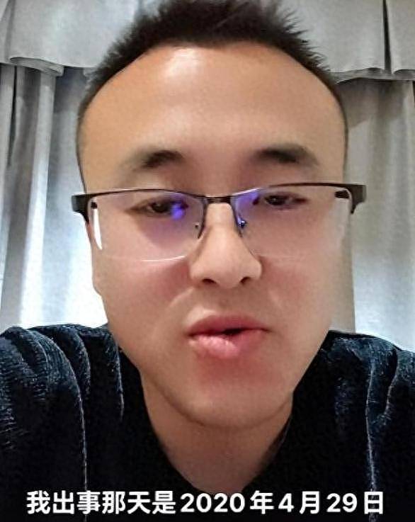 日踩8小时缝纫机,中国监狱工资多少?数字令人震惊(组图) - 1