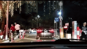 【爆笑】“拯救不开心！”一波笑到抽风的动图，差点笑到断气哈哈哈哈哈哈哈（组图） - 46