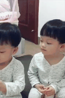 【爆笑】“拯救不开心！”一波笑到抽风的动图，差点笑到断气哈哈哈哈哈哈哈（组图） - 7