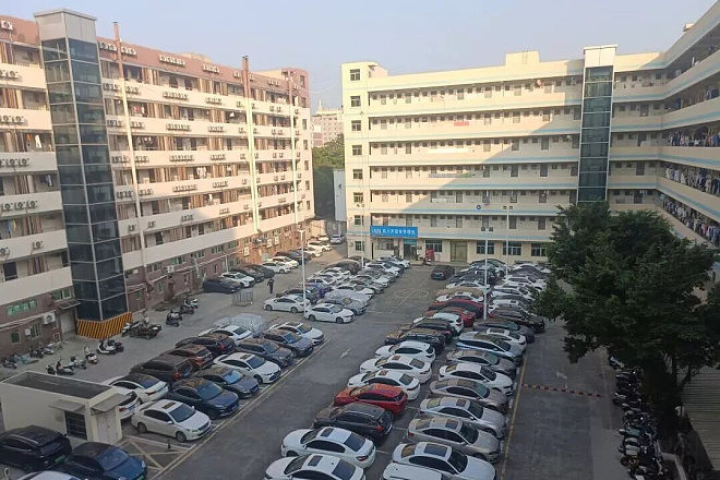 “世界工厂”深圳：一场被消音的苹果代工厂罢工（组图） - 13