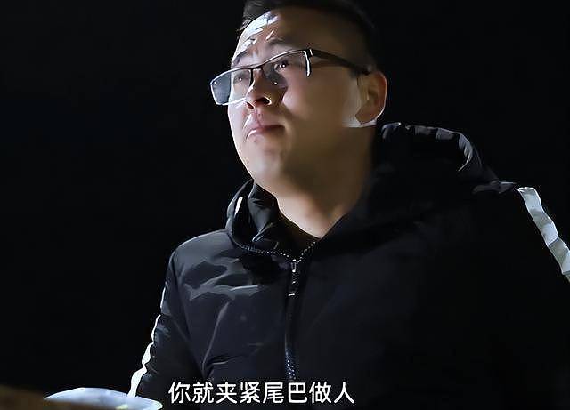 日踩8小时缝纫机,中国监狱工资多少?数字令人震惊(组图) - 16