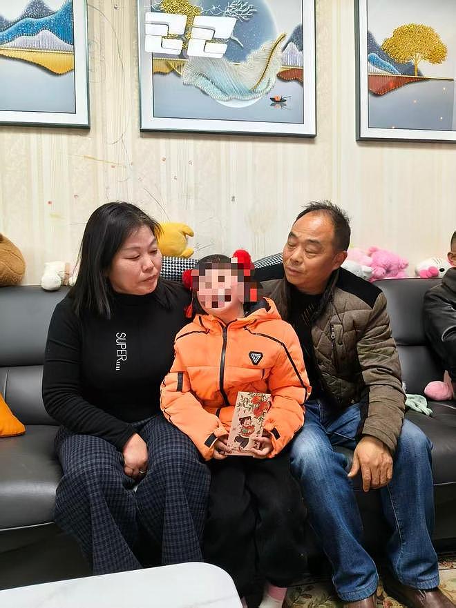 月嫂工作仅2月，雇主突然被捕入狱！无偿帮忙带娃5年（组图） - 4