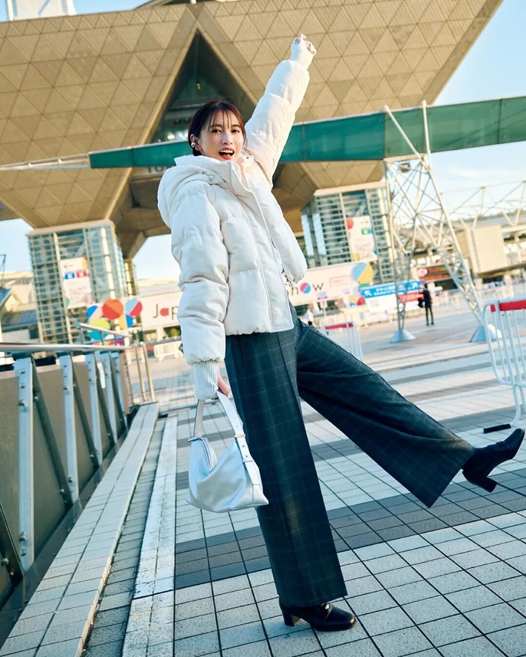 【时尚】九分裤+短靴显瘦公式,5种搭配解锁高级感OOTD(组图) - 1