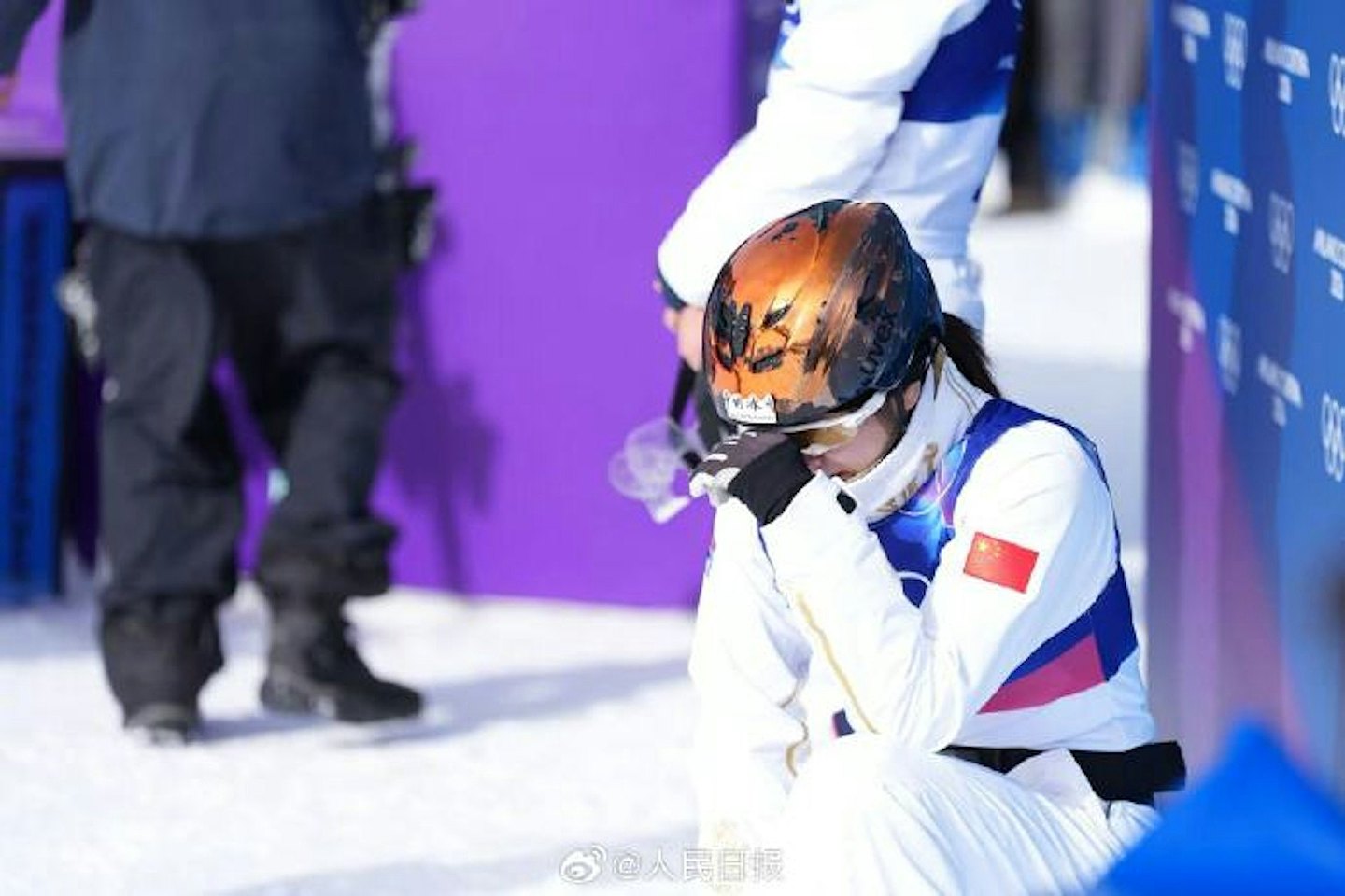 冬奥中国再添金!36岁徐梦桃卫冕自由式滑雪空中技巧,曾参加浪姐(组图) - 3