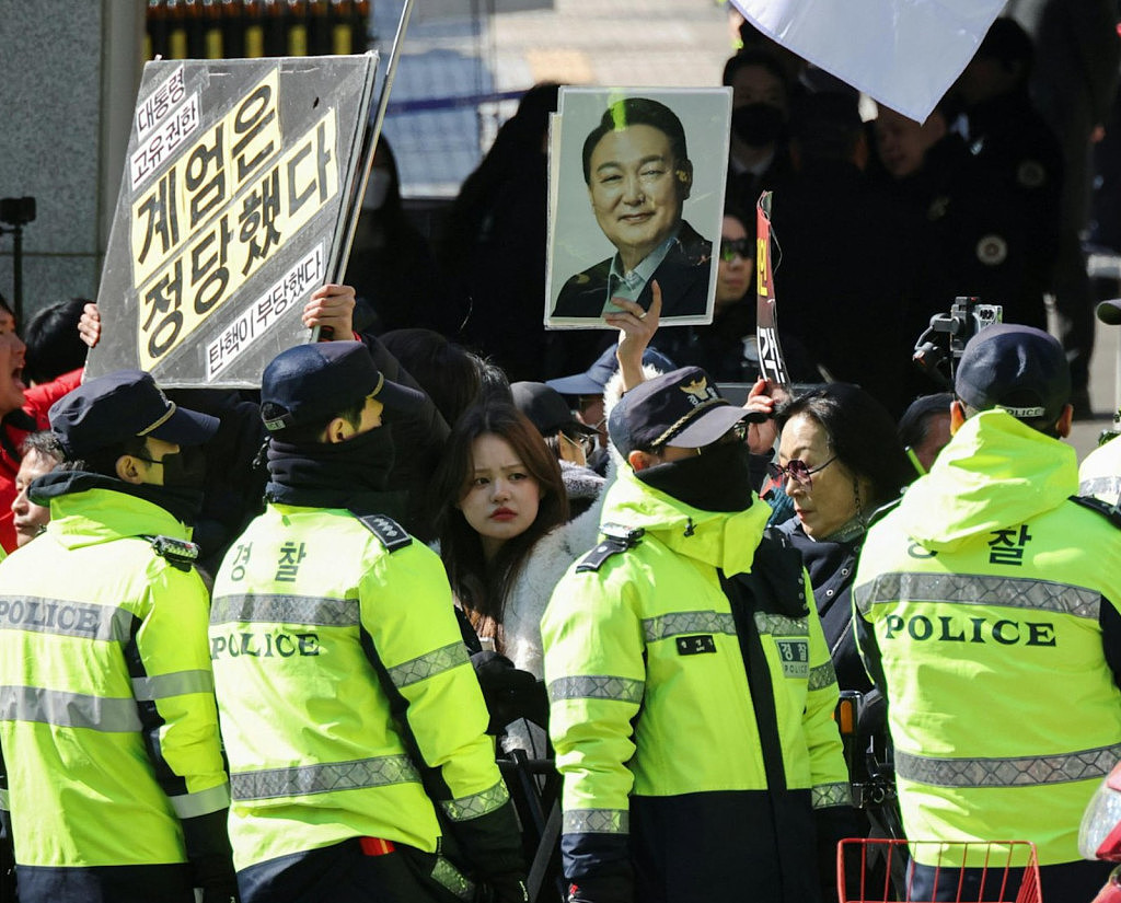 韩国前总统尹锡悦内乱罪成,被判处终身监禁(组图) - 4