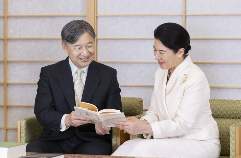 高市首相想让爱子公主政治联姻,让她生下的孩子当天皇?!这下让天皇夫妇都不淡定了!(组图) - 3