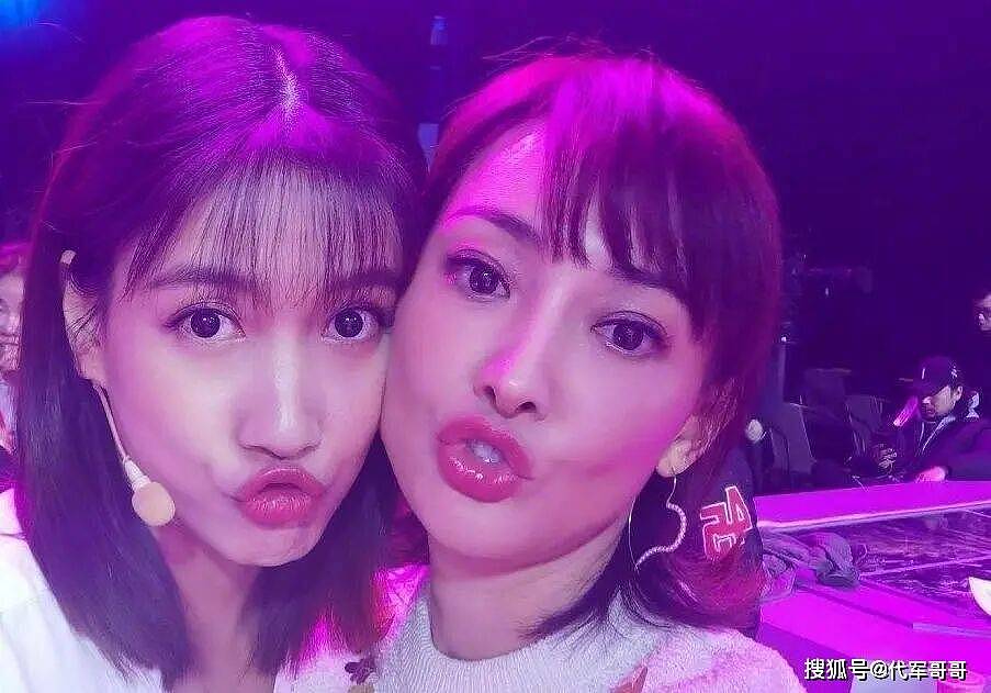 53岁牛莉近况曝光！如今18岁女儿成为她的骄傲（组图） - 8