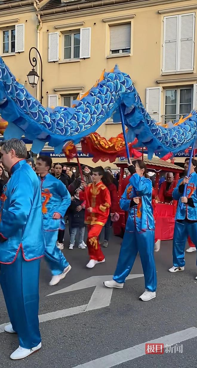 法国万人村庄连续10年自费过春节！华人：比圣诞还热闹（组图） - 1