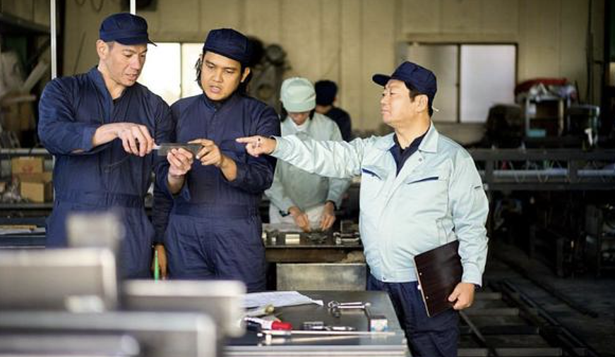 高市国会上首次发表与外国人“共生”宣言!强调日本不排外,但将实行史上最严“清零计划”(组图) - 11