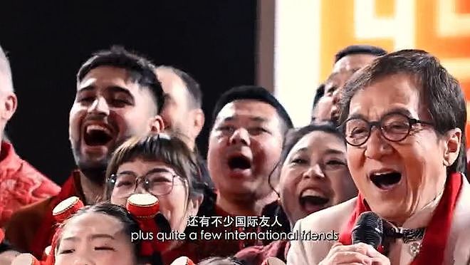 成龙在义乌给李华写的信火了！72岁11次上春晚，一句“鸡毛换糖”练了很多遍（组图） - 11