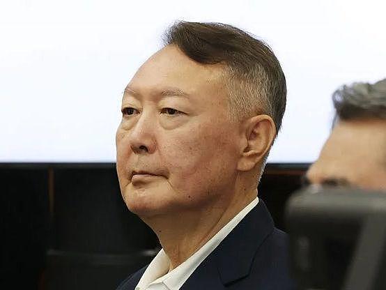 韩国前总统尹锡悦就一审被判无期徒刑发表声明:无法接受(组图) - 1