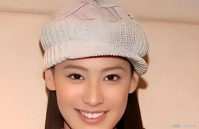 梁洛施感谢李泽楷不娶,37岁恋导演低调定居北京(组图) - 1