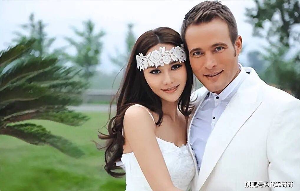 48岁马雅舒近况曝光!与吴奇隆离婚后嫁给澳洲高管,如今儿女双全很幸福(组图) - 4