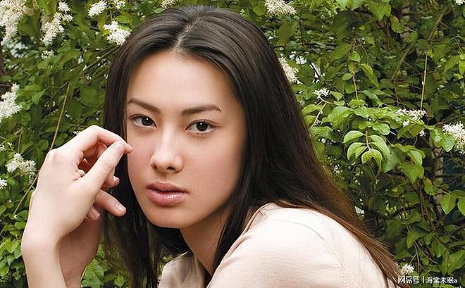 梁洛施感谢李泽楷不娶,37岁恋导演低调定居北京(组图) - 6