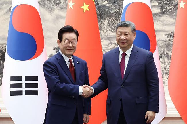 北京派战机紧急升空拦截！美释放强烈威慑信号（组图） - 2