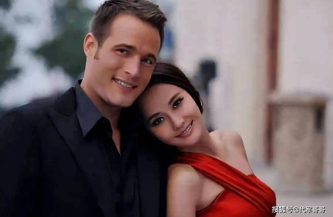 48岁马雅舒近况曝光!与吴奇隆离婚后嫁给澳洲高管,如今儿女双全很幸福(组图) - 3