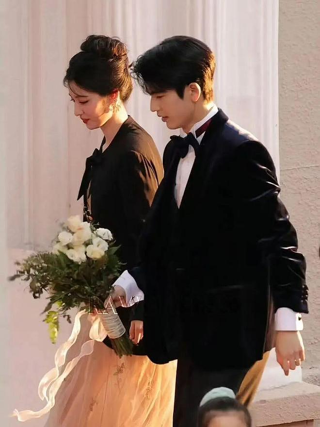 【美女】红毯美神，这次被嘲了？（组图） - 14