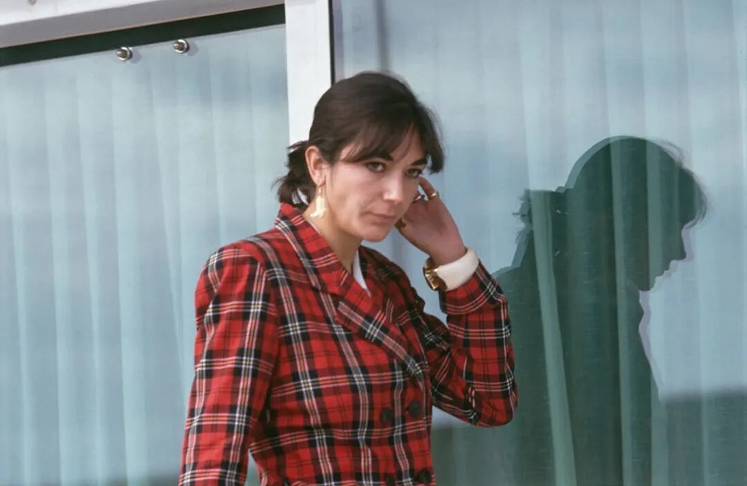 英豪门千金为爱泼斯坦引诱上千少女，特供西方顶级权贵圈？受害者：她手段极其残暴！（组图） - 26